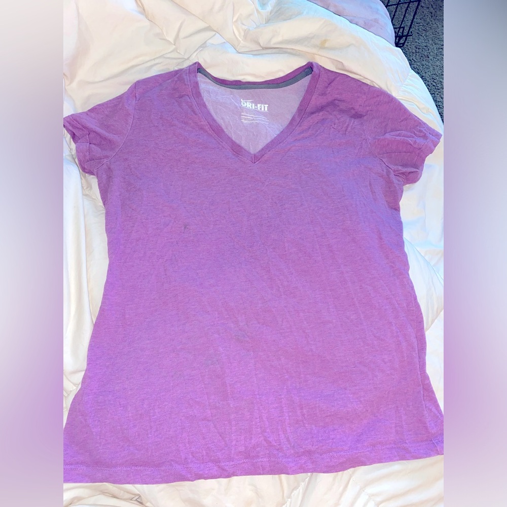 Woman’s Nike shirt